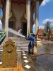 ล้างทำความสะอาดพระอุโบสถวัดบ้านเมืองพรึก