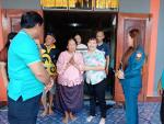มูลนิธิส่งเสริมธรรมแห่งอุดรธานี มอบเงินช่วยเหลือผู้ประสบภัยธ